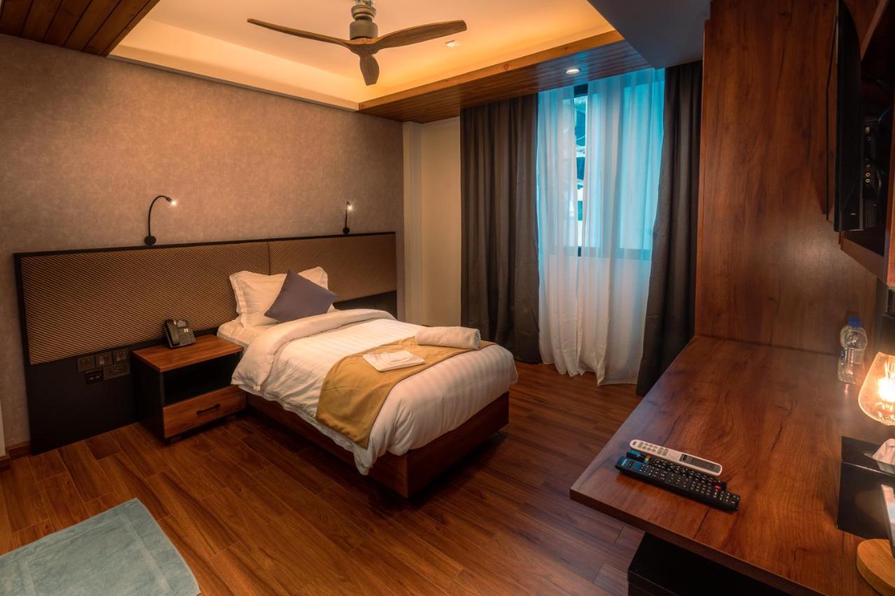 Chen Beach Inn Хулхумале Экстерьер фото